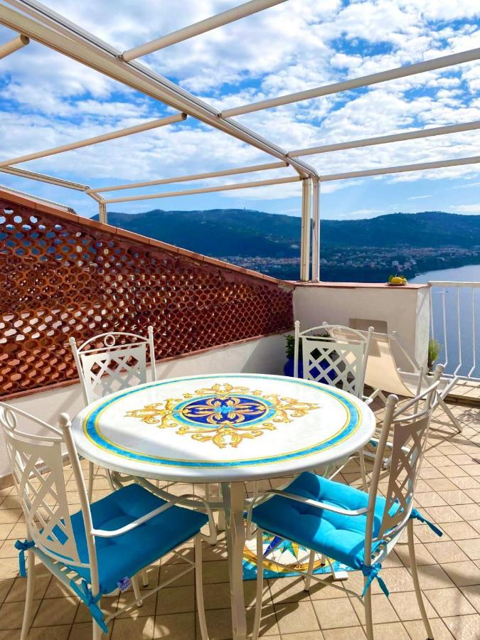 Апартаменти Bella Vista House-Sorrento Coast - Free Parking-Solarium Віко-Екуенсе Екстер'єр фото