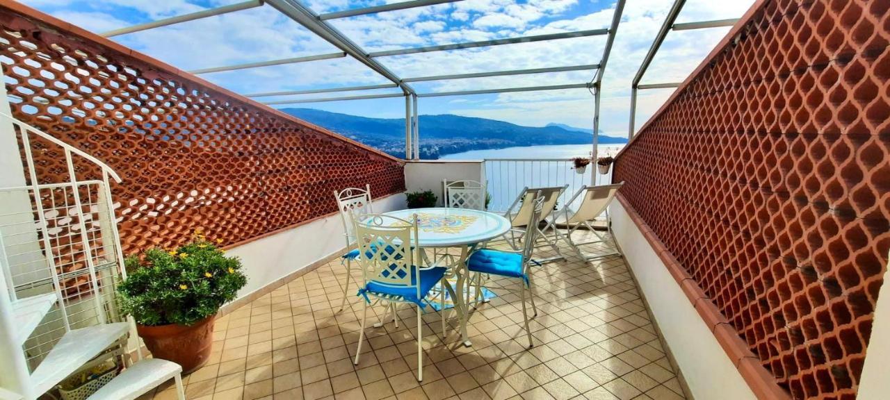 Апартаменти Bella Vista House-Sorrento Coast - Free Parking-Solarium Віко-Екуенсе Екстер'єр фото